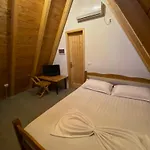 Windmill Shkodra Gesthouse Camping & Grill