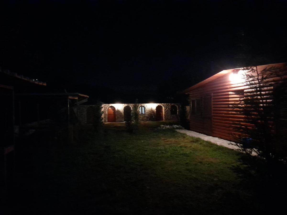 Windmill Gesthouse & Grill Campsite Shkoder