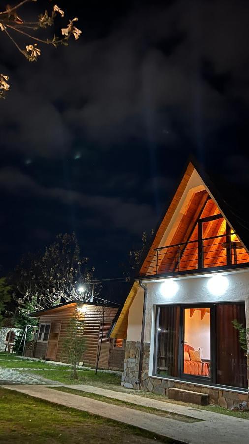 Windmill Gesthouse & Grill Campsite