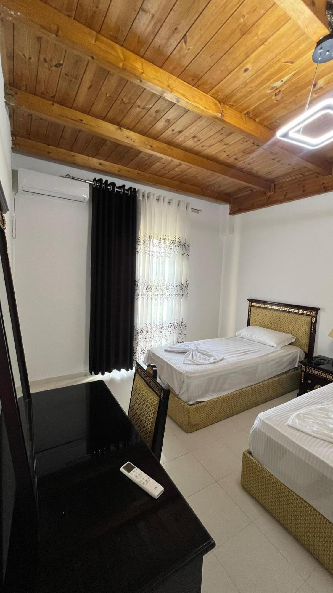 Windmill Gesthouse & Grill Campsite Shkoder